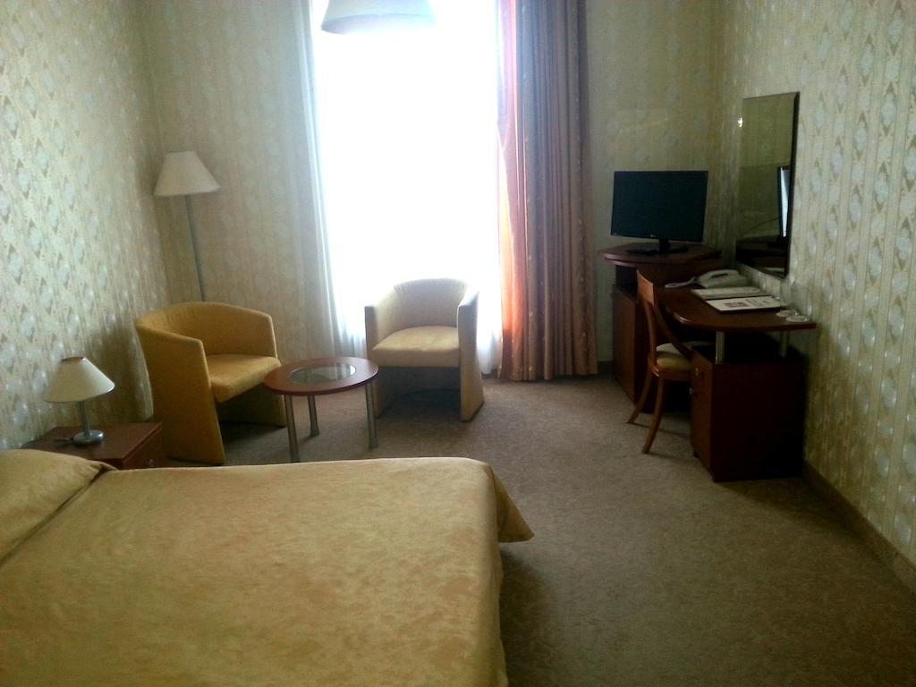 Hotel Perperikon Κάρτζαλι Δωμάτιο φωτογραφία