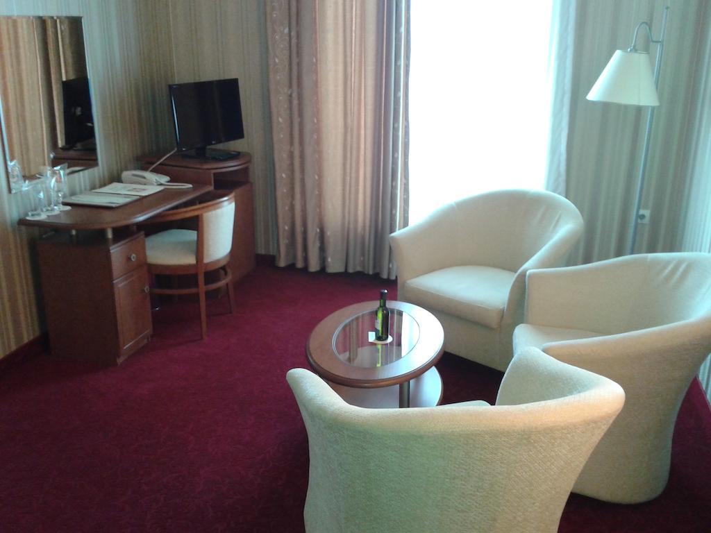Hotel Perperikon Κάρτζαλι Εξωτερικό φωτογραφία